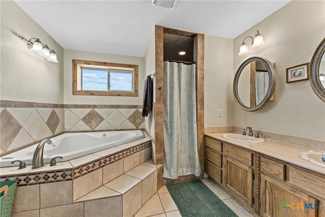 2610 Fm 107 Property Photo 31