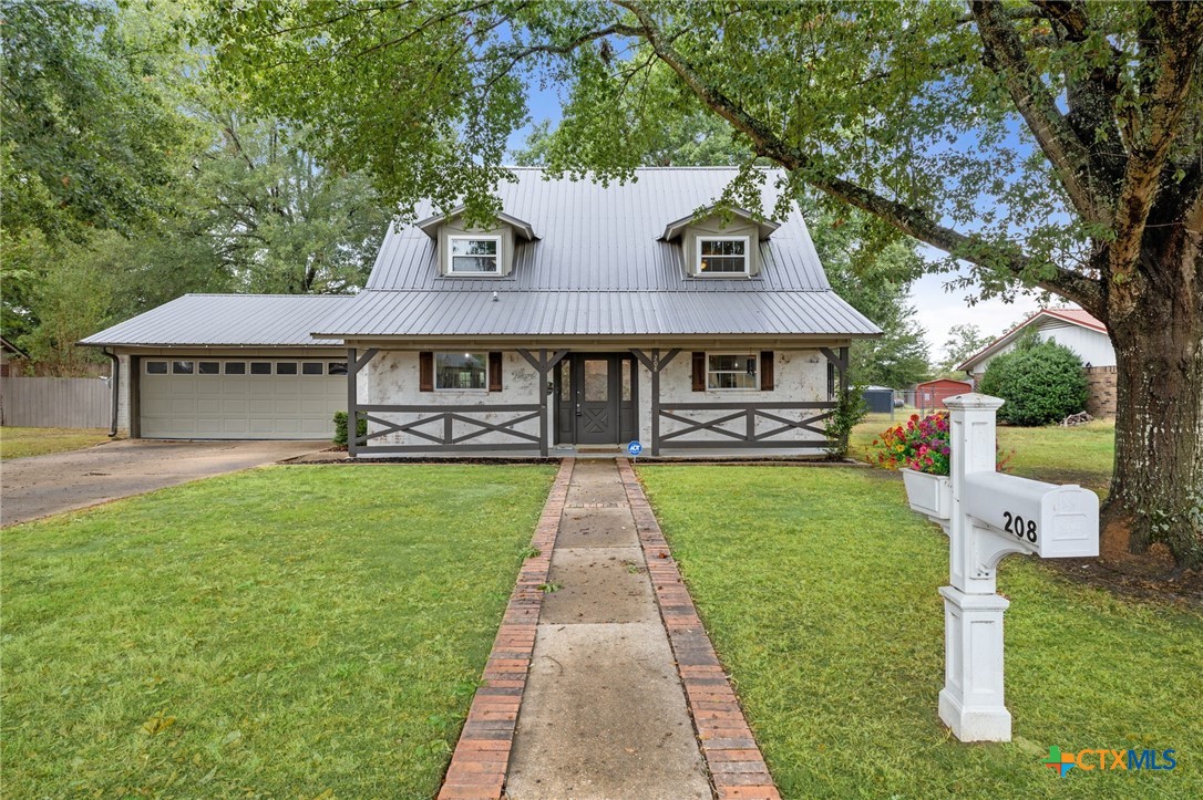 208 Meadow Drive Property Photo 2