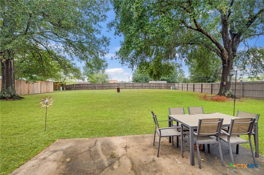 208 Meadow Drive Property Photo 29
