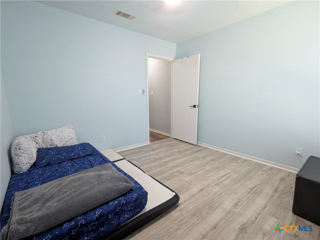 422 Kingwood Drive Property Photo 16