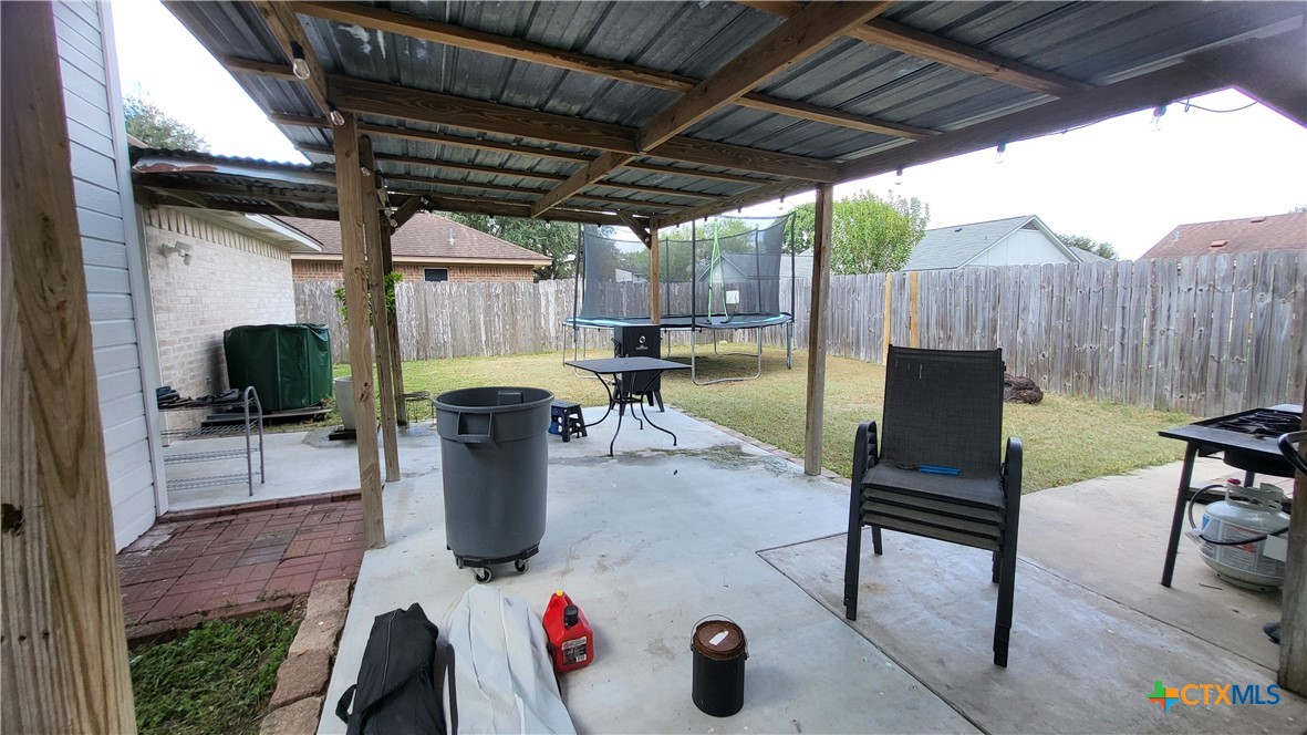 422 Kingwood Drive Property Photo 18