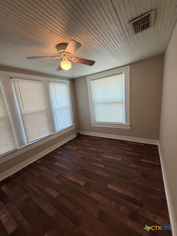 322 W Austin Street Property Photo 8