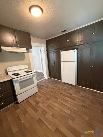 322 W Austin Street Property Photo 20