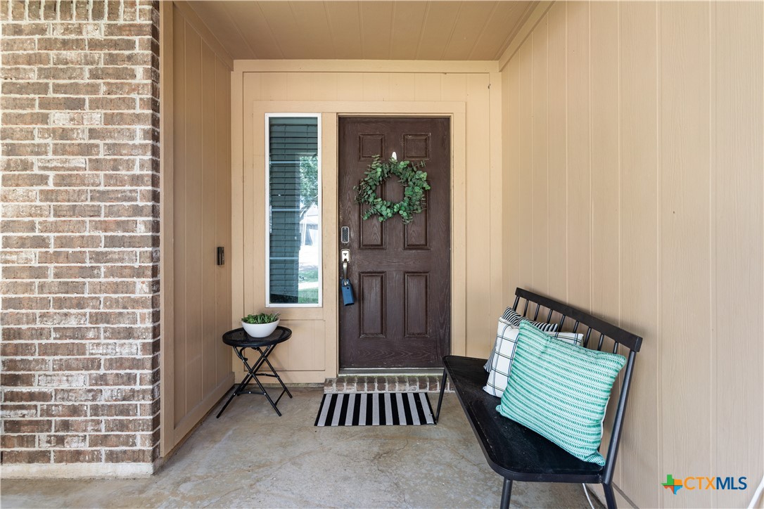 117 Flint Rock Court Property Photo 4