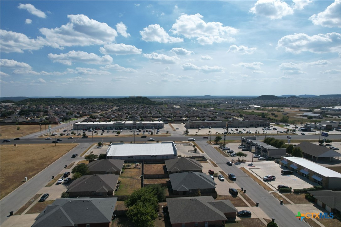 4604 Bowles Drive Property Photo 13