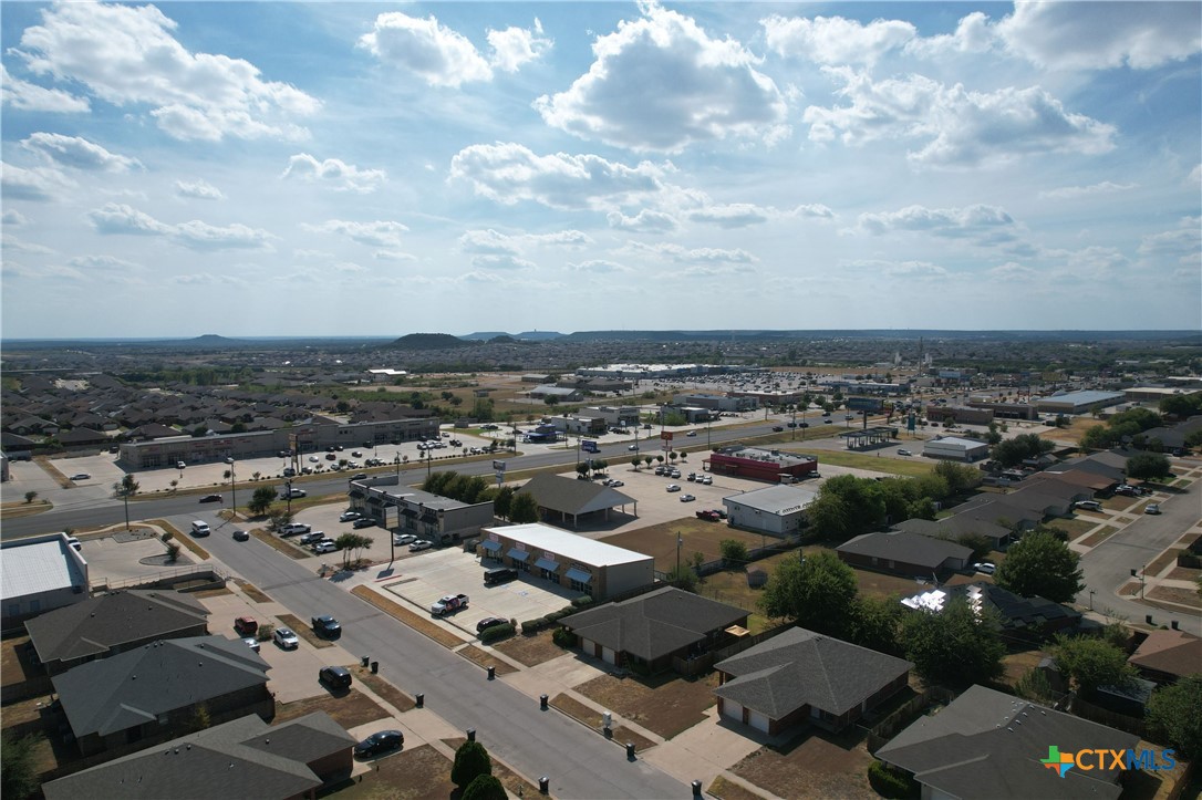 4604 Bowles Drive Property Photo 14