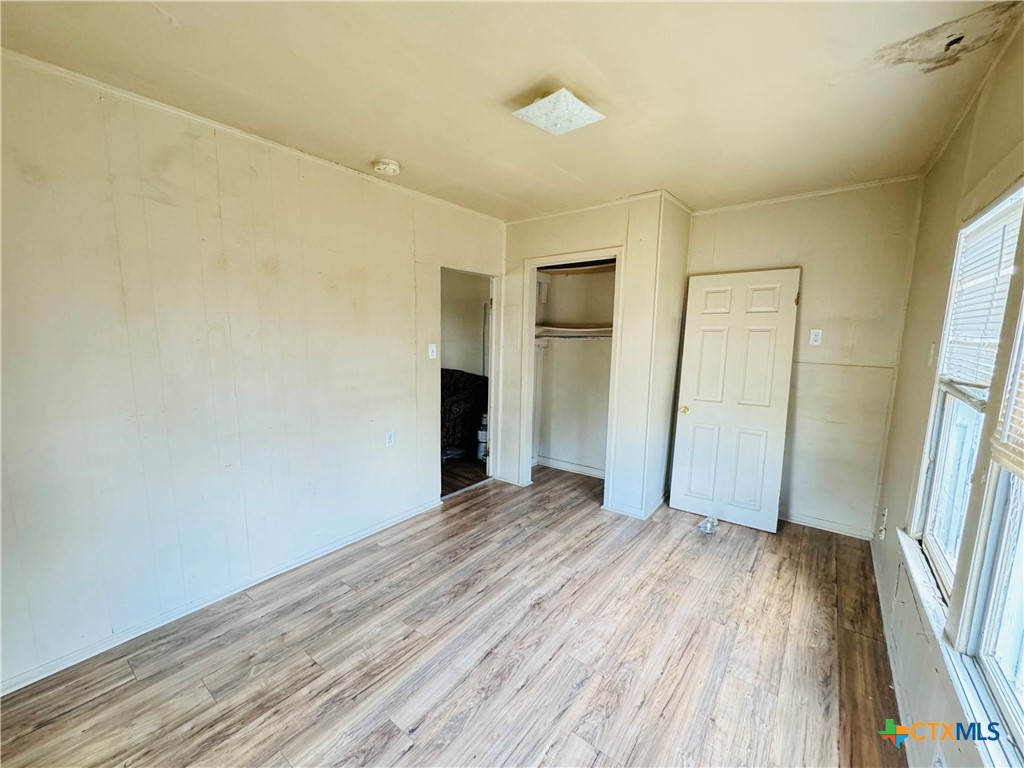 419 Braden Street Property Photo 6