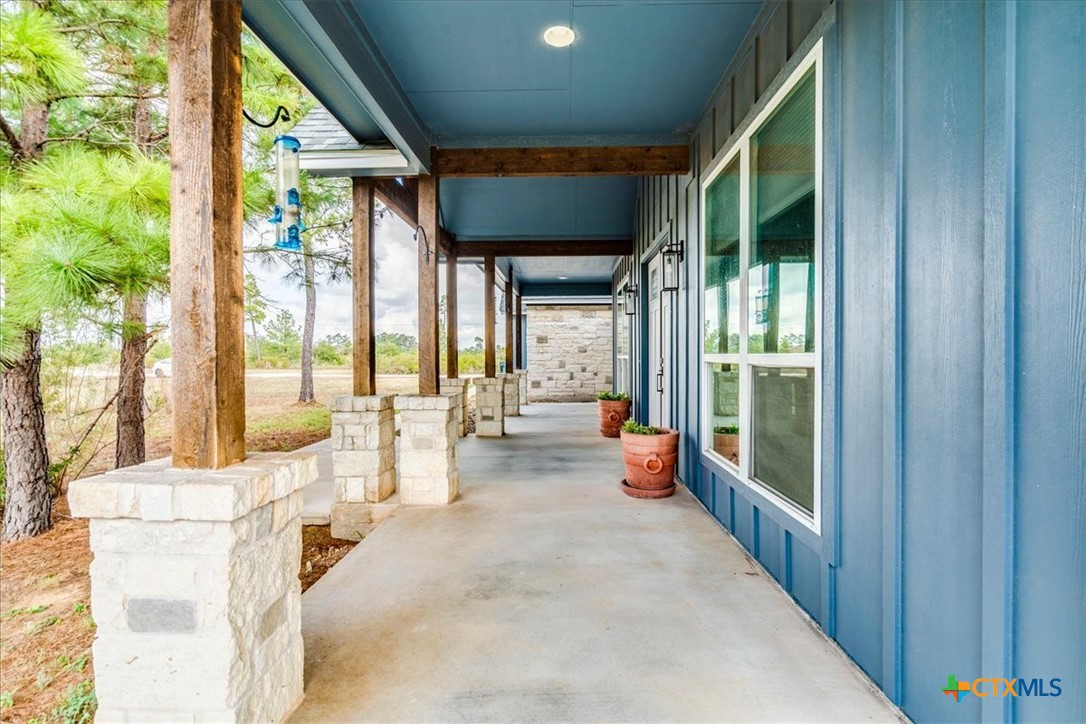 355 Mcallister Road Property Photo 5