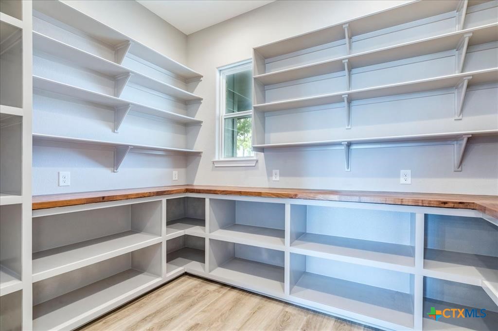 355 Mcallister Road Property Photo 14