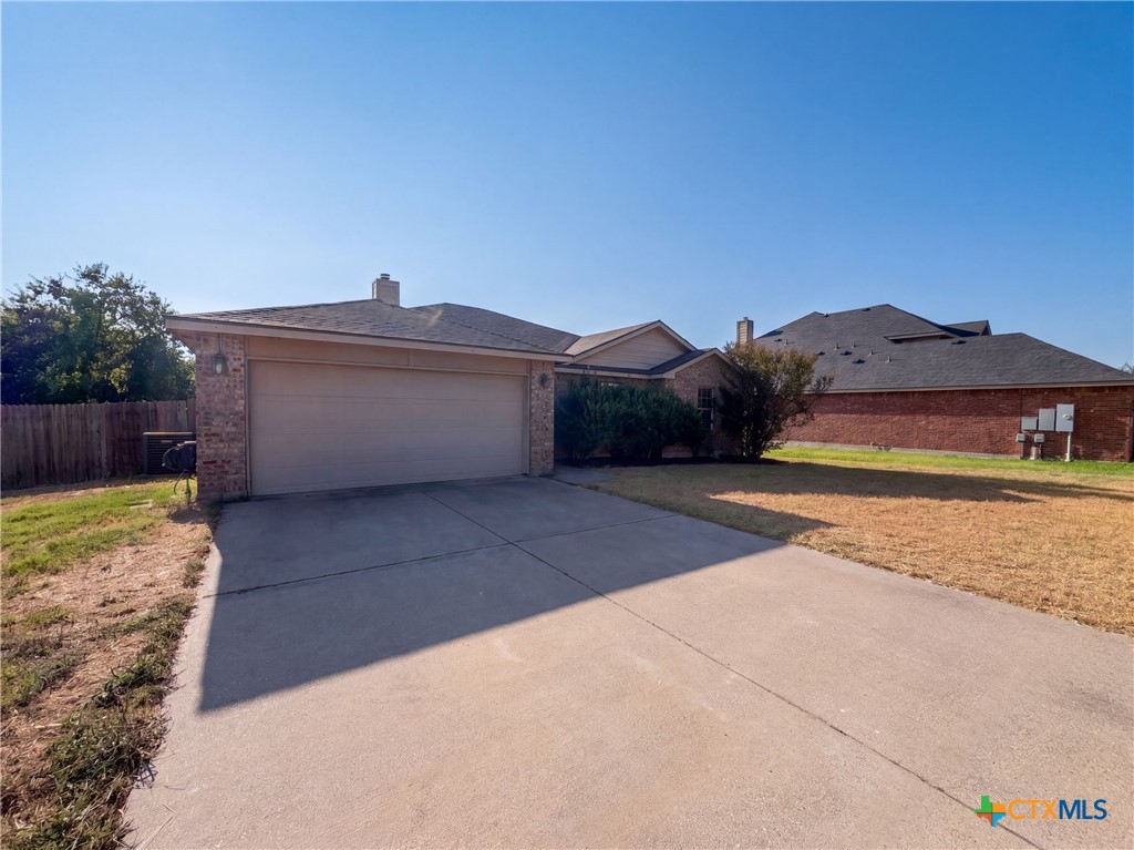 707 Pumpkin Drive Property Photo 1