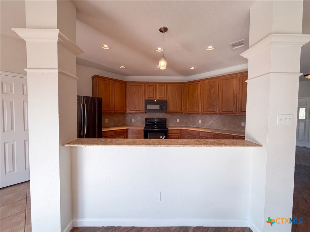 707 Pumpkin Drive Property Photo 2