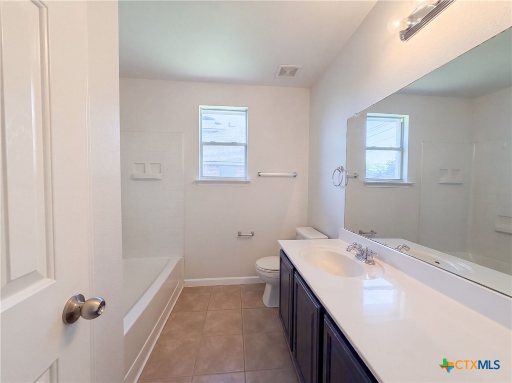 707 Pumpkin Drive Property Photo 11