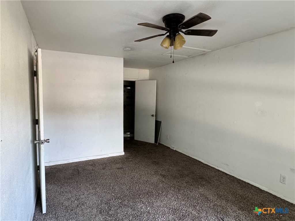 1505 N W S Young Drive Property Photo 6