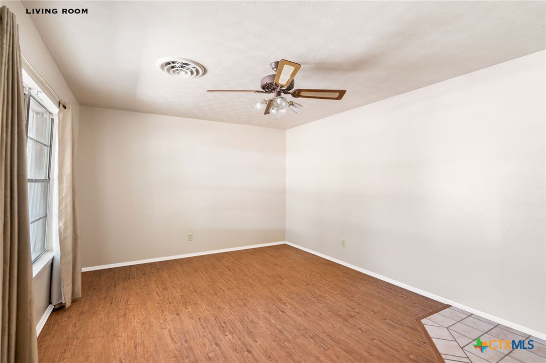 1236 Rivercrest Drive Property Photo 7