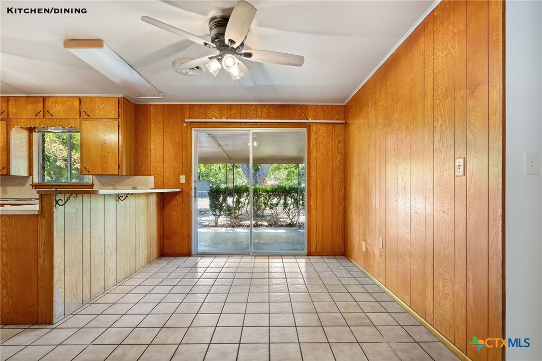 1236 Rivercrest Drive Property Photo 10