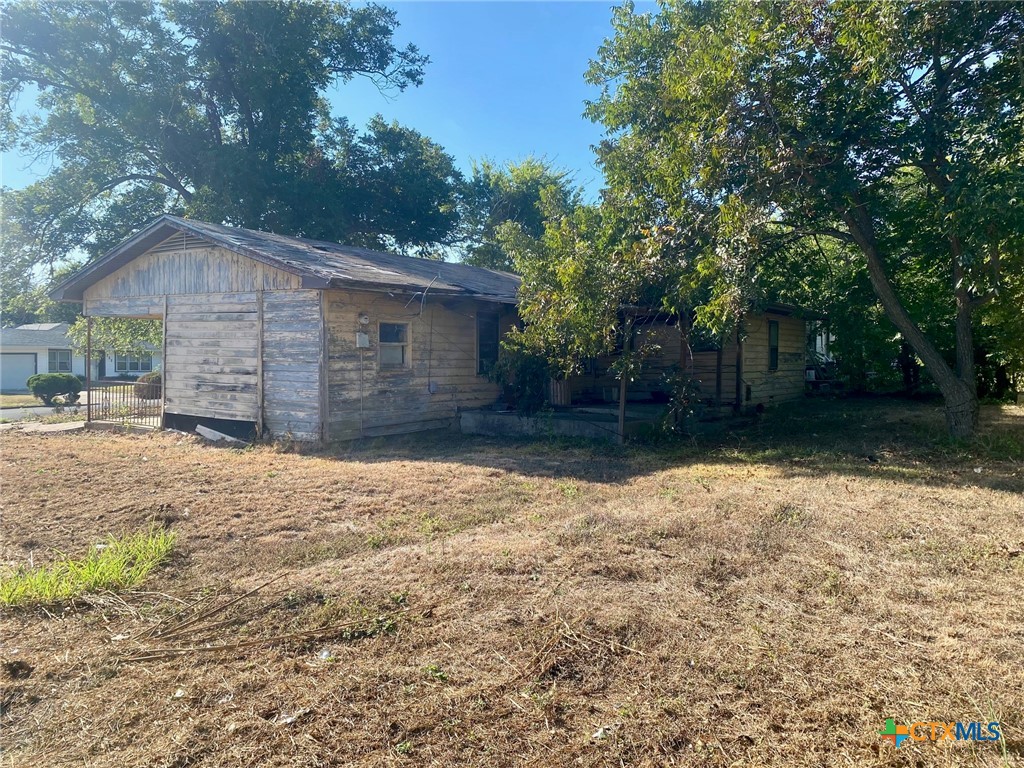 710 S 36th Street Property Photo 3