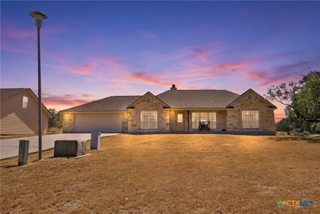 305 Pecan Drive Property Photo 4