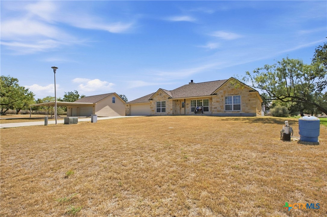305 Pecan Drive Property Photo 5