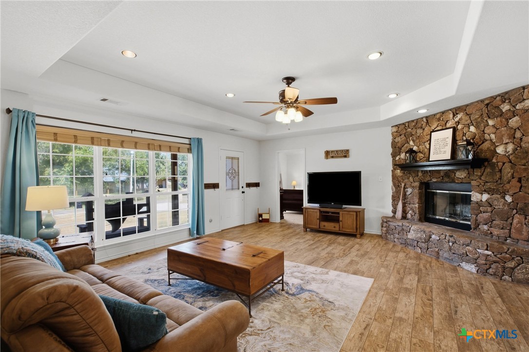 305 Pecan Drive Property Photo 10