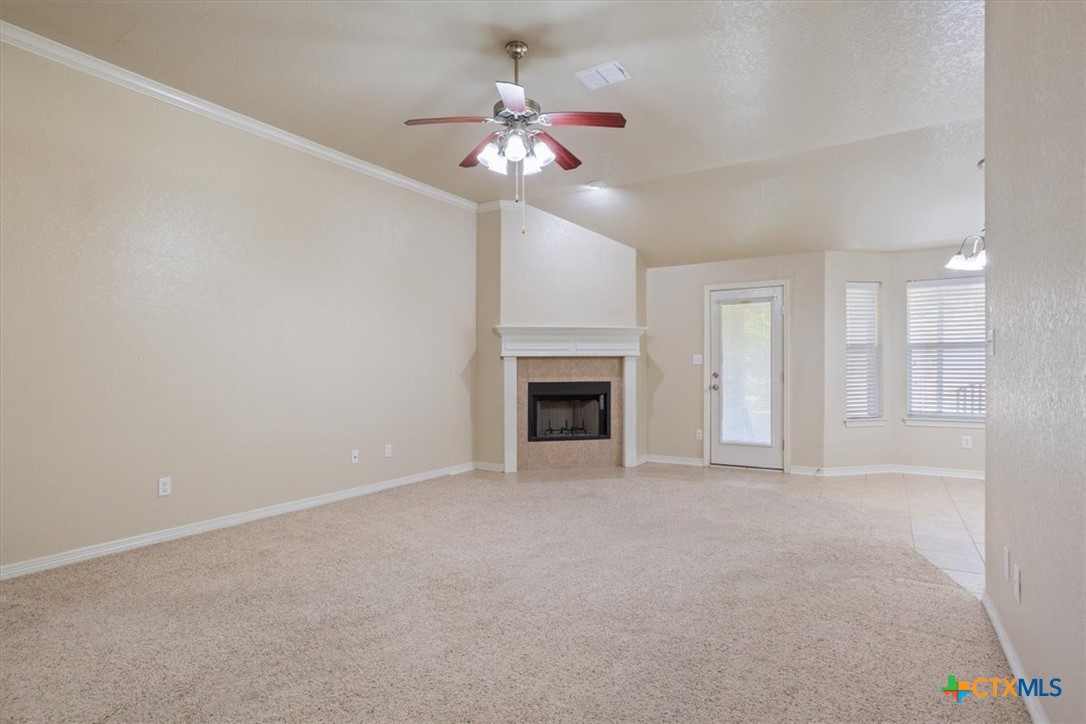 1410 Loving Trail Property Photo 8