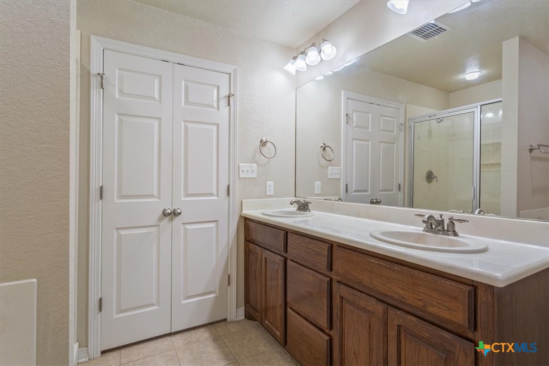 1410 Loving Trail Property Photo 17