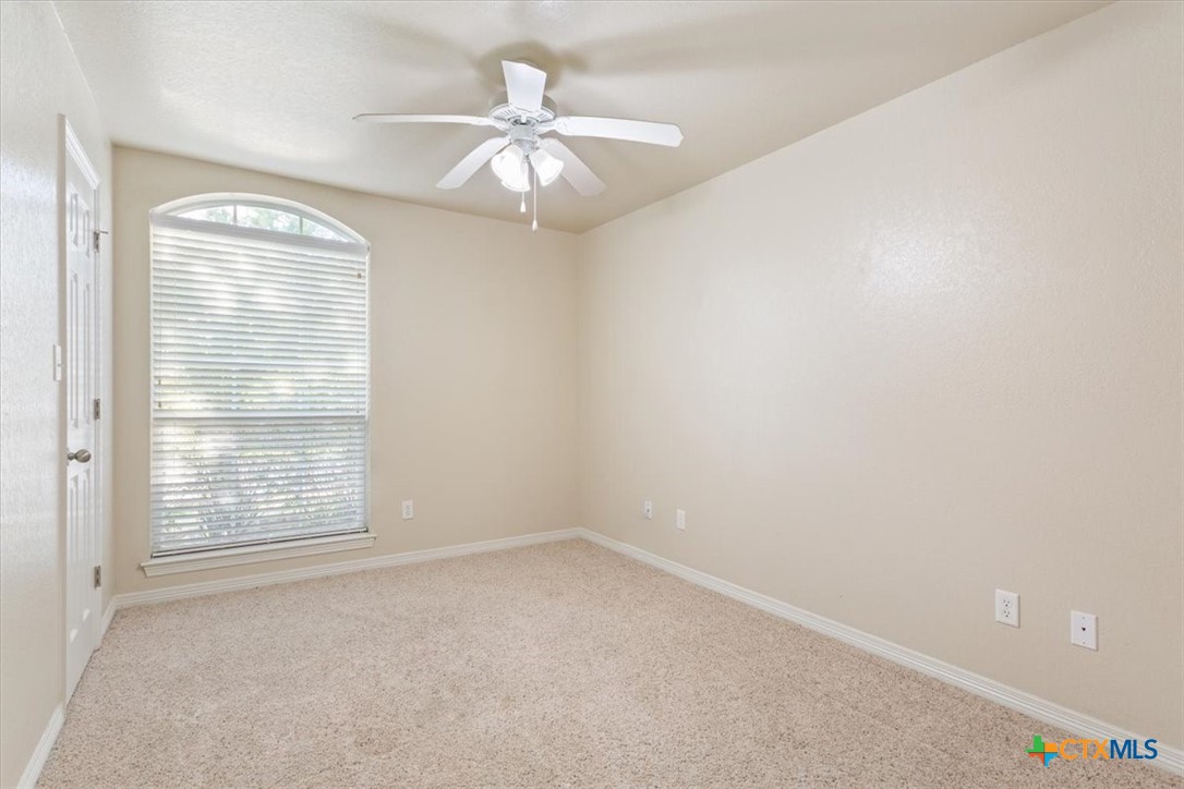 1410 Loving Trail Property Photo 19