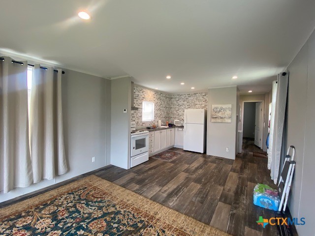 115 Cosey Street Property Photo 3