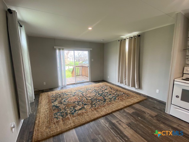 115 Cosey Street Property Photo 4
