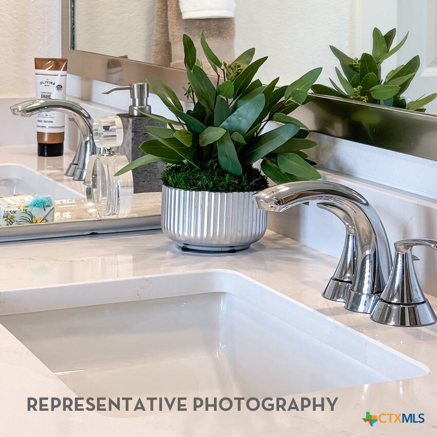 670 Broomsedge Street Property Photo 27