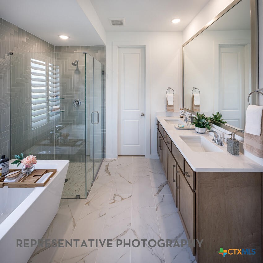 670 Broomsedge Street Property Photo 30