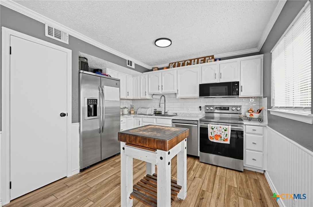 521 Phoenix Drive Property Photo 8