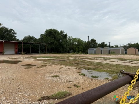 835 N Magnolia Avenue Property Photo 2