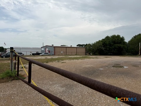 835 N Magnolia Avenue Property Photo 5