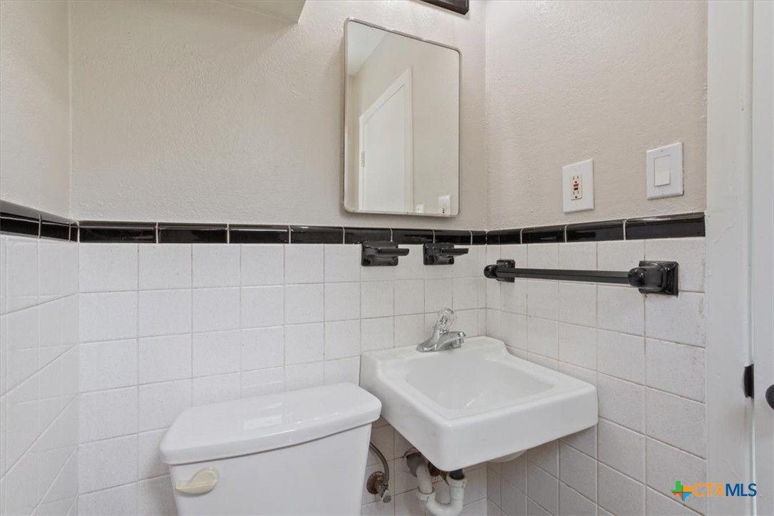 2311 Terrace Drive Property Photo 16