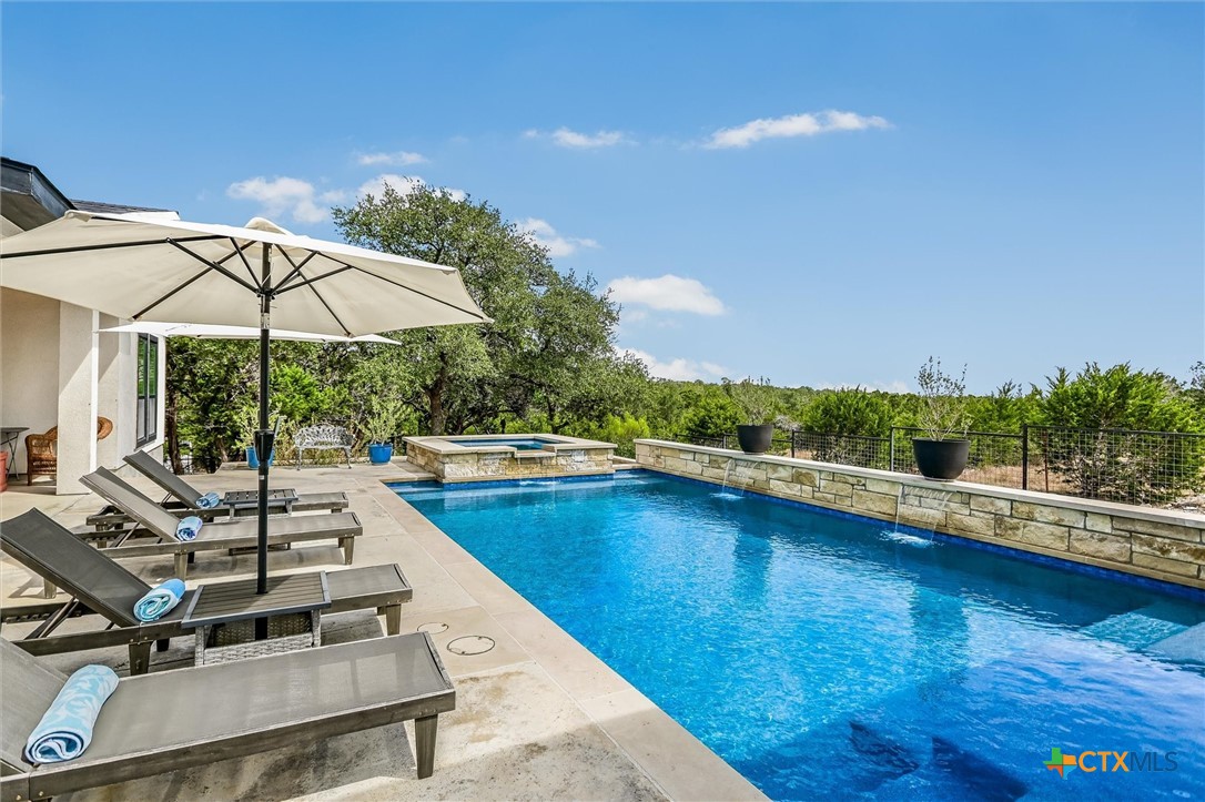 1382 Primrose Path Property Photo 1
