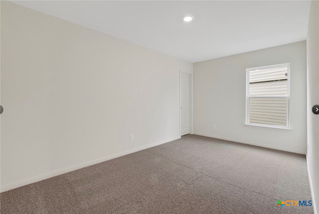 301 Crescent Park Drive Property Photo 10
