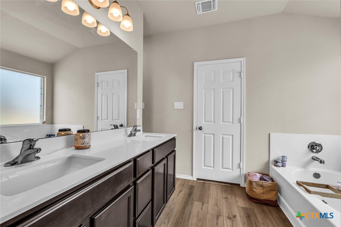 1207 Prospector Trail Property Photo 7