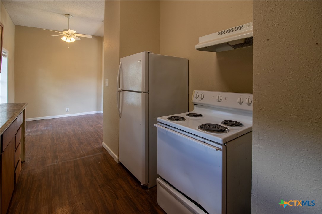 306 E. Brazos Property Photo 6