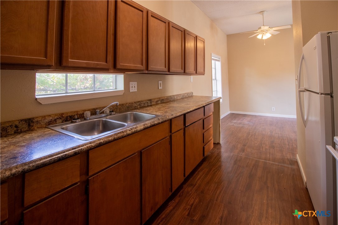 306 E. Brazos Property Photo 7