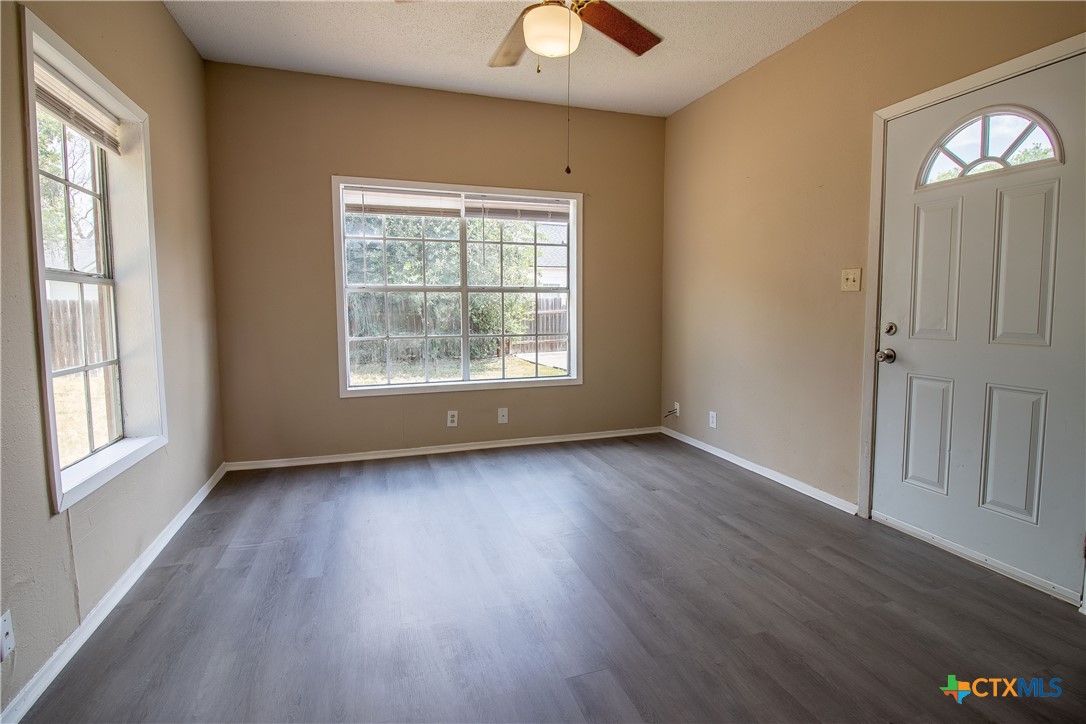 306 E. Brazos Property Photo 13