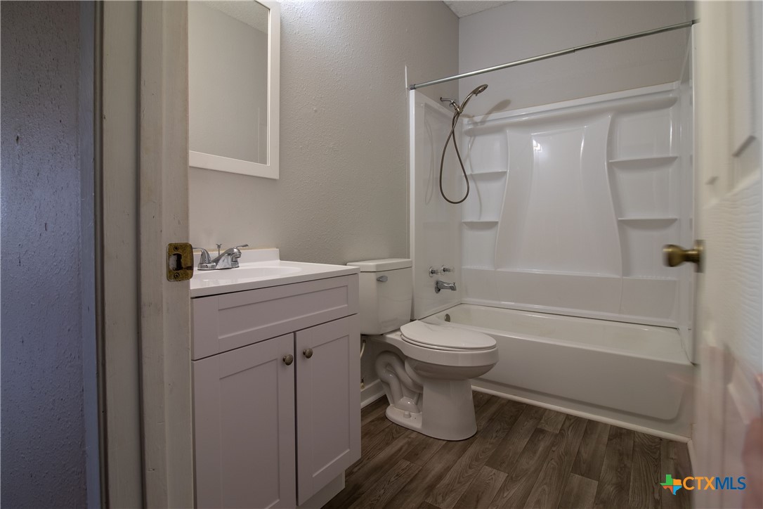 306 E. Brazos Property Photo 18