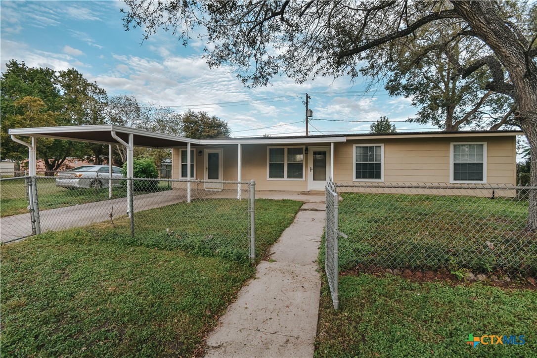 2908 Cedar Street Property Photo 1