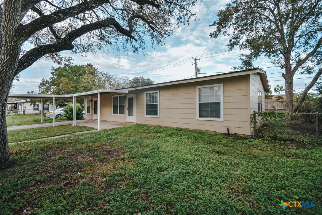 2908 Cedar Street Property Photo 4