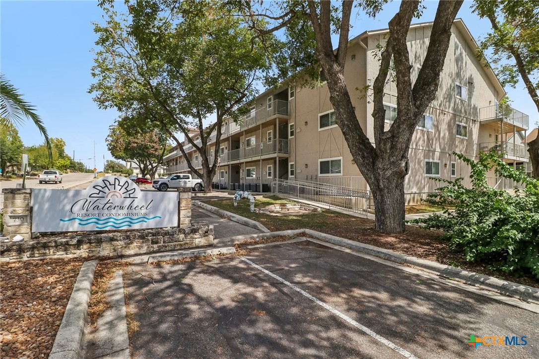 730 E Mather Bldg L Unit 201 Street Property Photo 28
