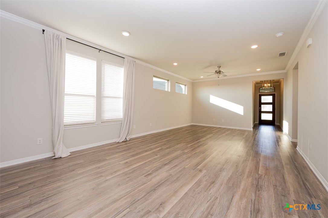 737 Skylar Heights Drive Property Photo 15