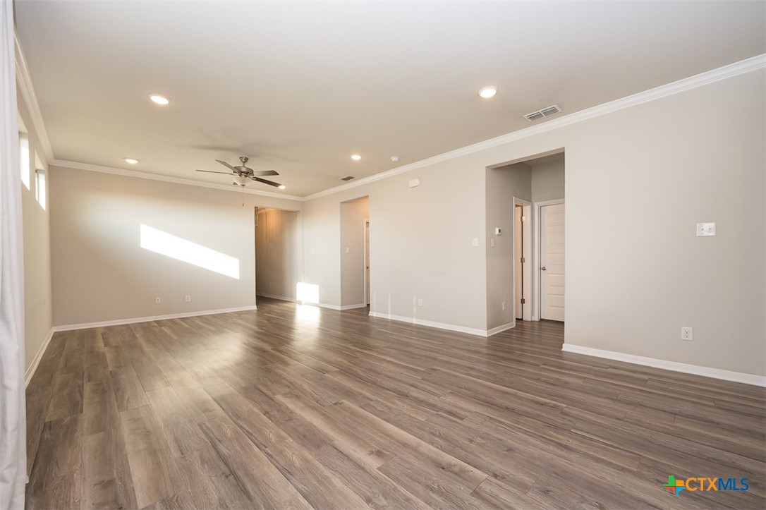737 Skylar Heights Drive Property Photo 16