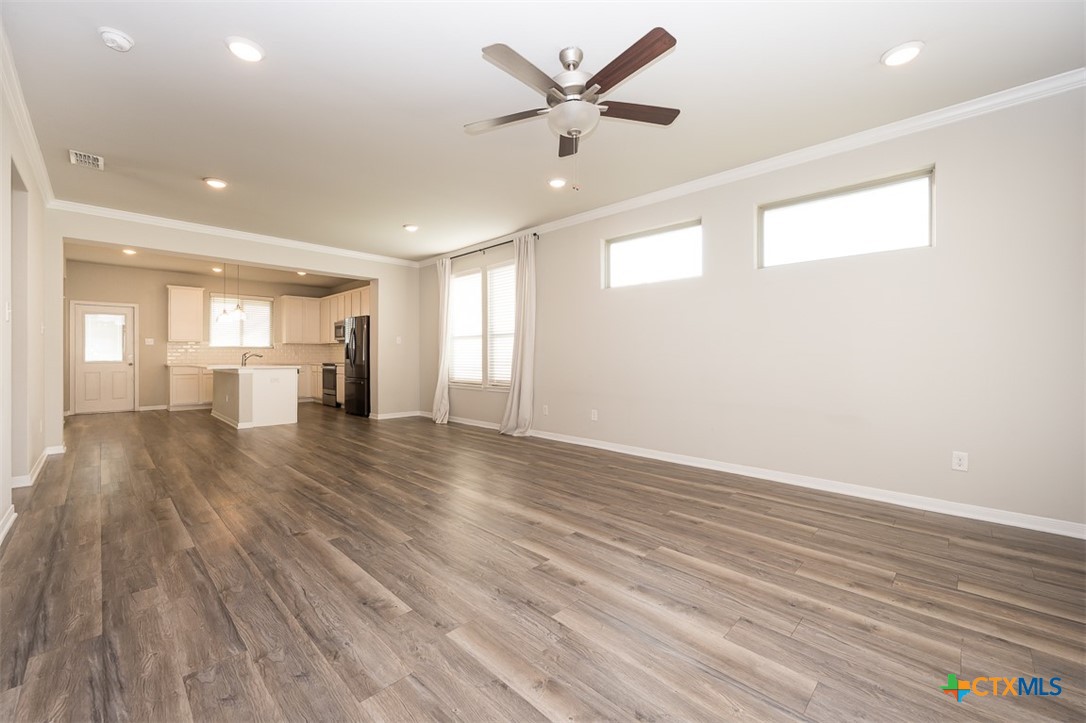 737 Skylar Heights Drive Property Photo 18