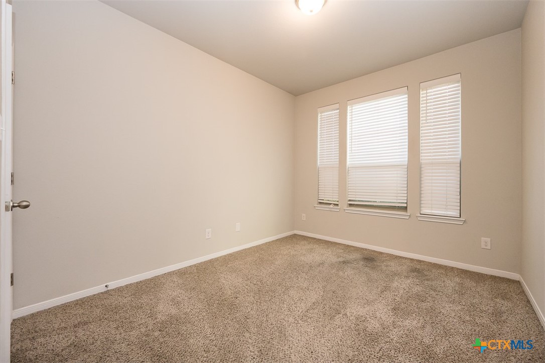 737 Skylar Heights Drive Property Photo 26