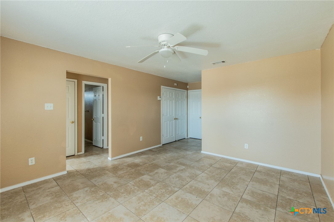 3203 Toledo Drive Property Photo 3