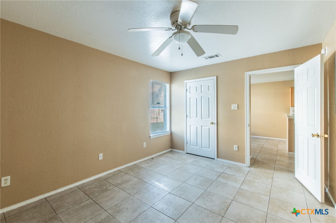 3203 Toledo Drive Property Photo 8